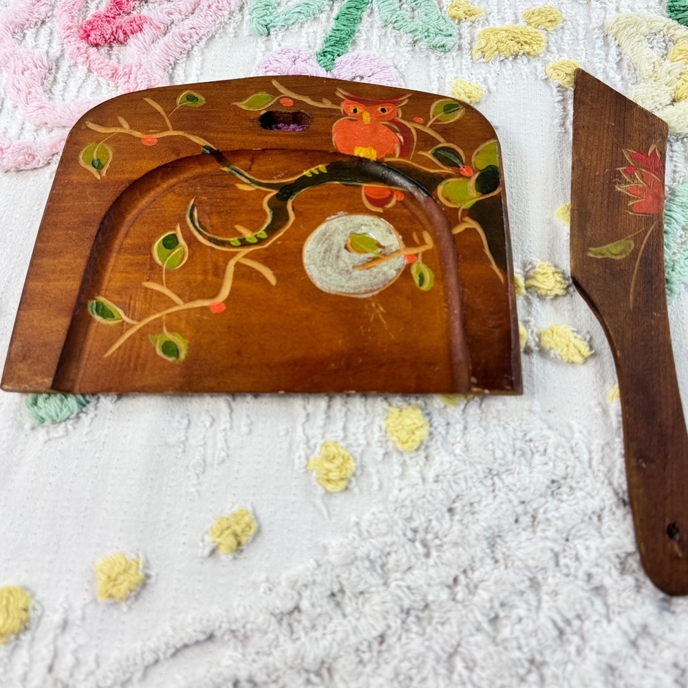 Vintage Wooden Owl Crumb Sweeper Set Hand Painted Made in Japan Silent Butler